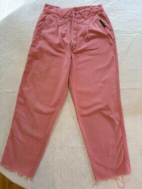 amazing vintage pink Rocky Mountain denim jeans!